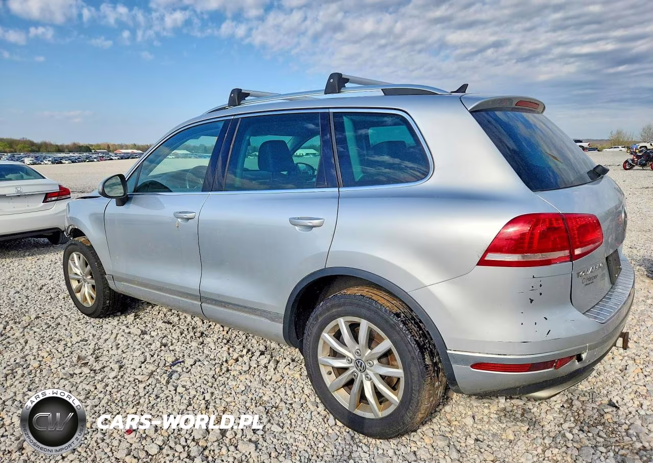 2015 Volkswagen Touareg V6 VIN:WVGEF9BP7FD002831 - 2