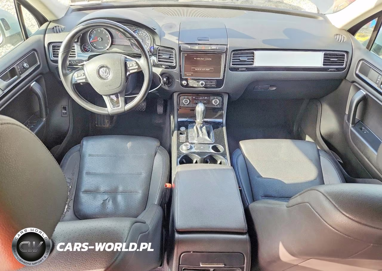 2015 Volkswagen Touareg V6 VIN:WVGEF9BP7FD002831 - 8