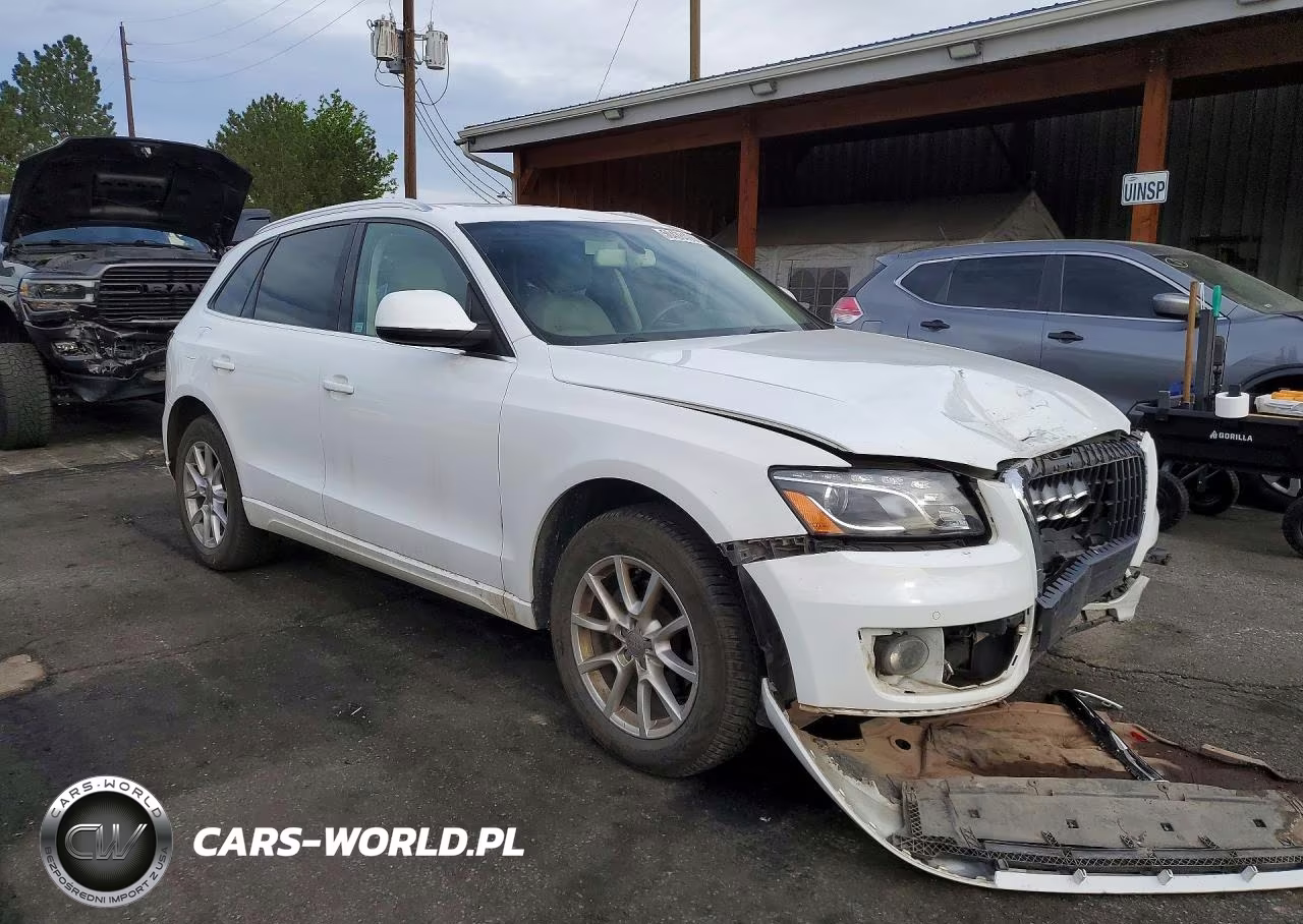 2011 Audi Q5 Premium Plus VIN:WA1LFAFP2BA029979 - 4
