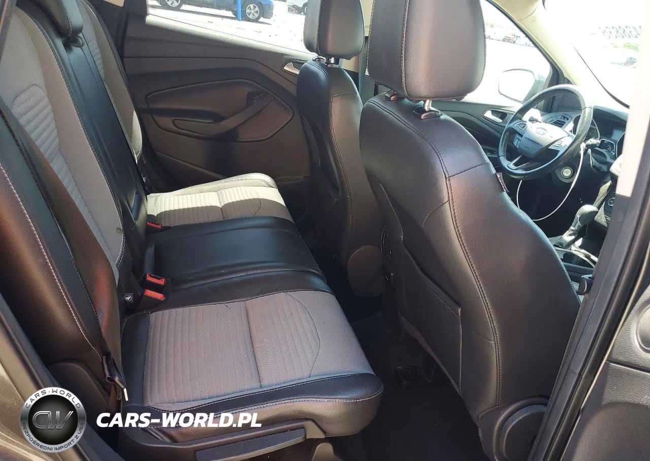 2017 Ford Escape Se VIN:1FMCU0GD1HUA48889 - 11