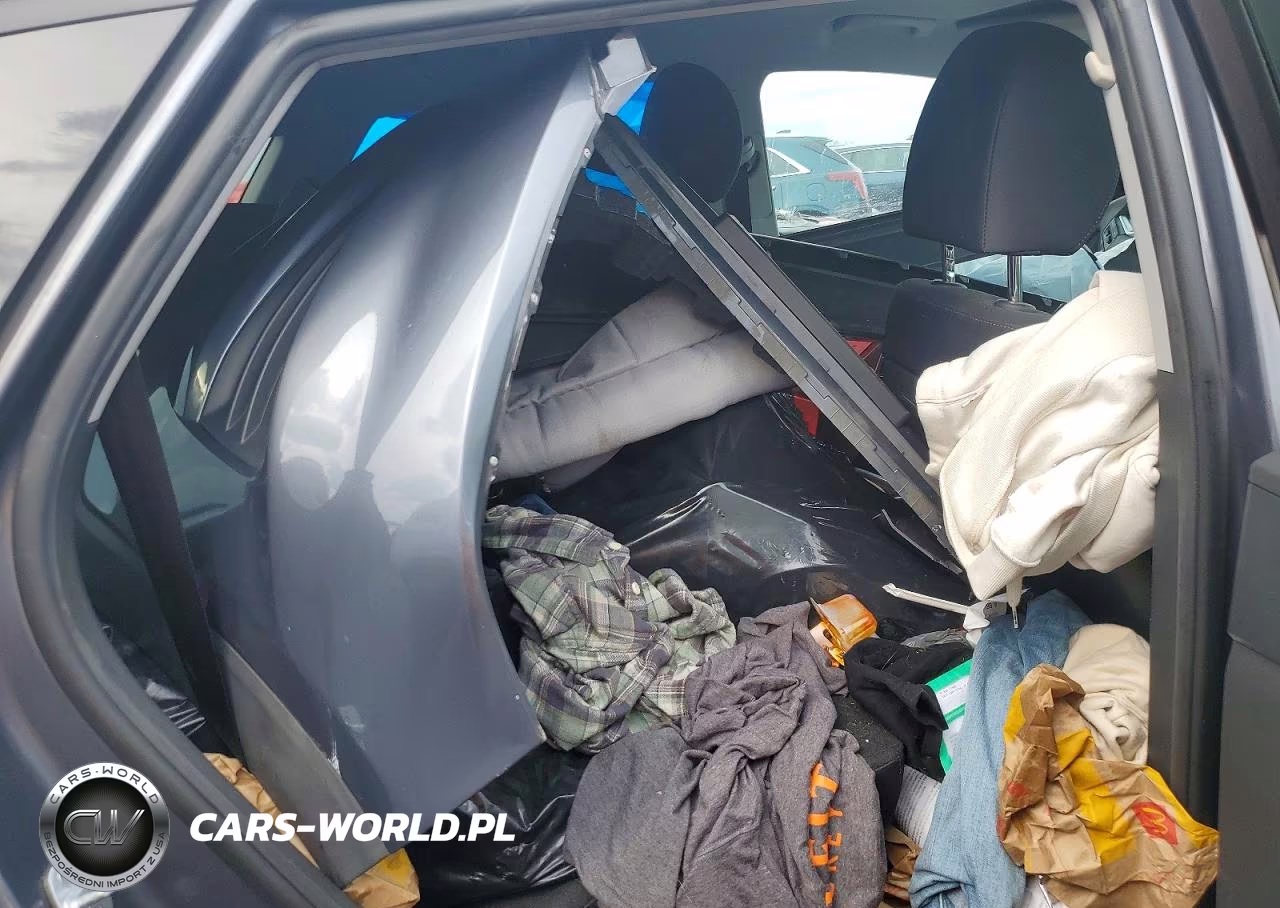 2019 Hyundai Tucson Value VIN:KM8J3CA44KU061552 - 10