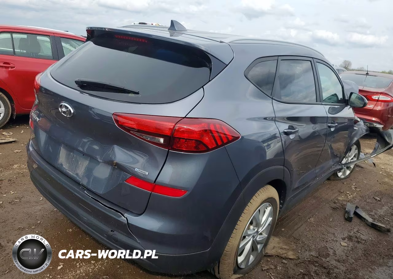2019 Hyundai Tucson Value VIN:KM8J3CA44KU061552 - 3