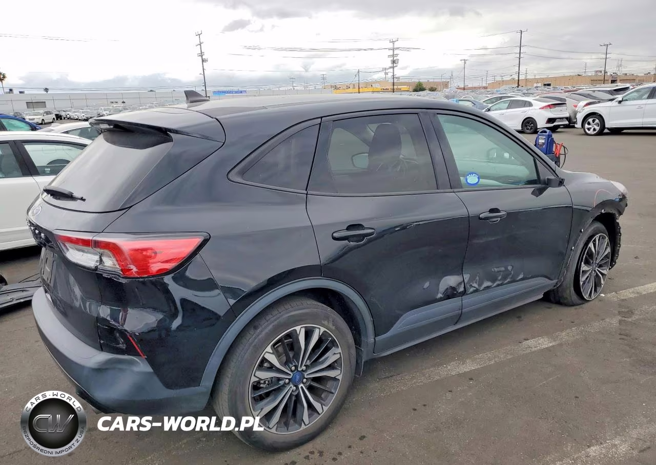 2022 Ford Escape Se VIN:1FMCU0G60NUB48642 - 3