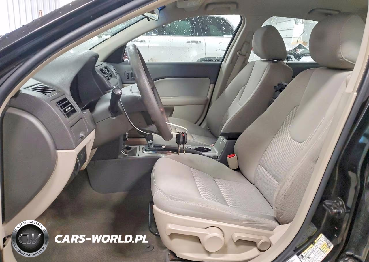 2010 Ford Fusion S VIN:3FAHP0GA0AR423343 - 7