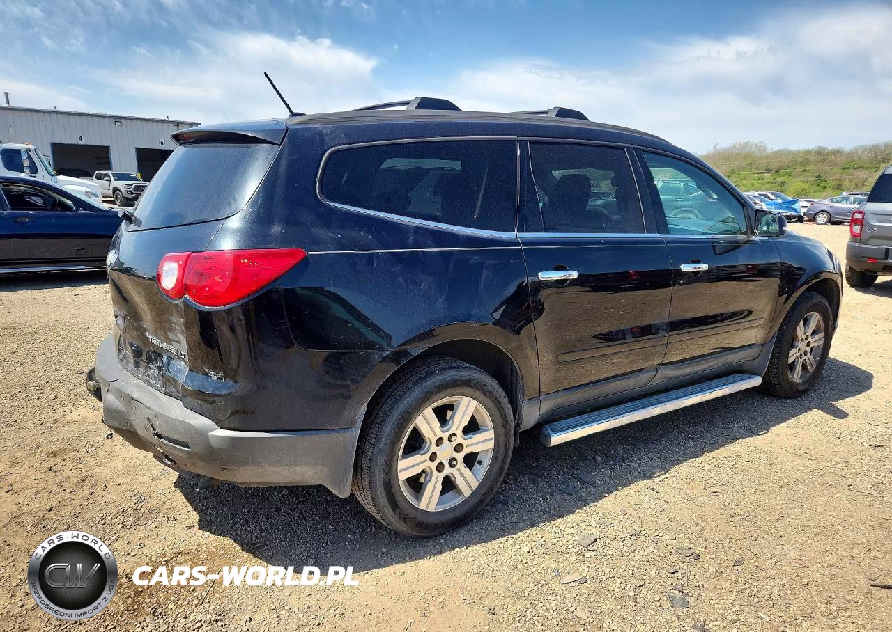 2011 Chevrolet Traverse Lt VIN:1GNKRGED7BJ158116 - 3