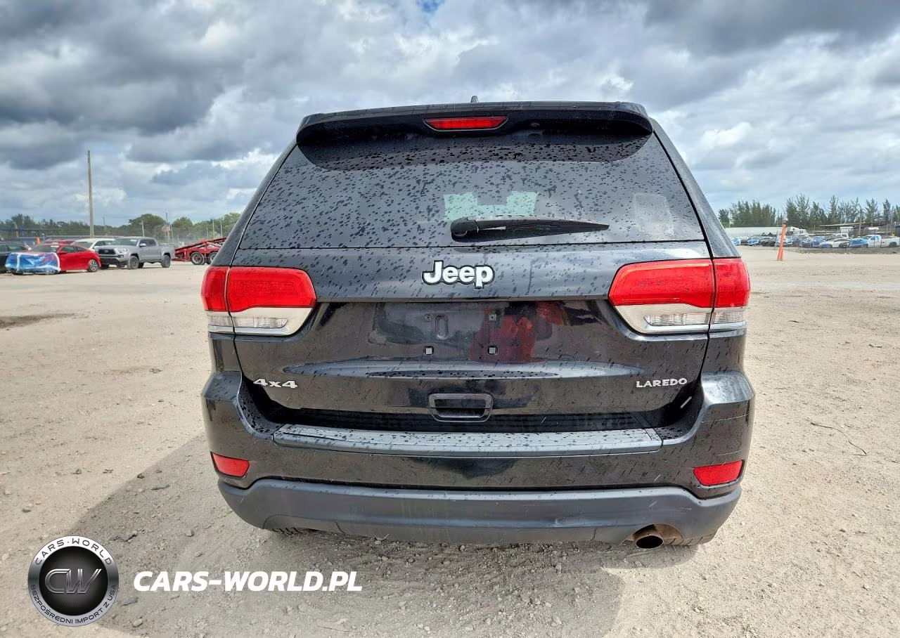 2015 Jeep Grand Cherokee Laredo VIN:1C4RJFAG5FC852371 - 6