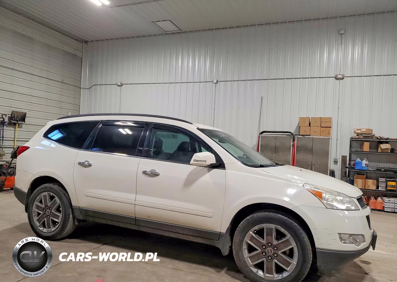 2011 Chevrolet Traverse Lt VIN:1GNKVJED4BJ157594 - 4