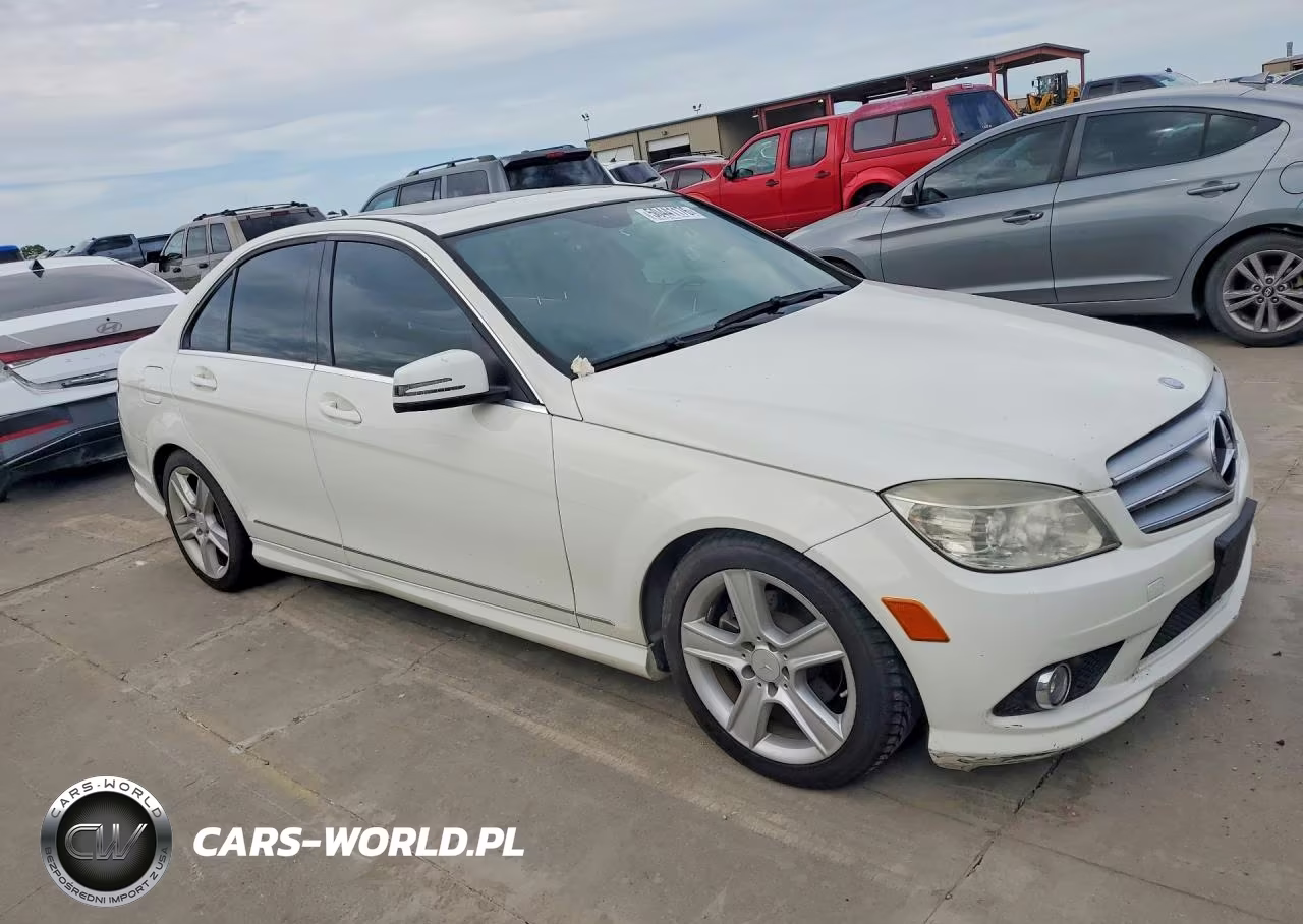 2010 Mercedes-Benz C 300 VIN:WDDGF5EB3AA401578 - 4