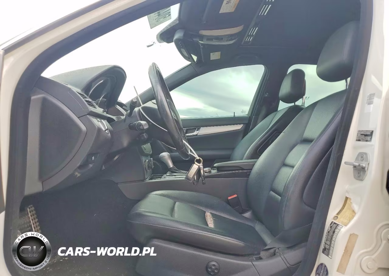 2010 Mercedes-Benz C 300 VIN:WDDGF5EB3AA401578 - 7