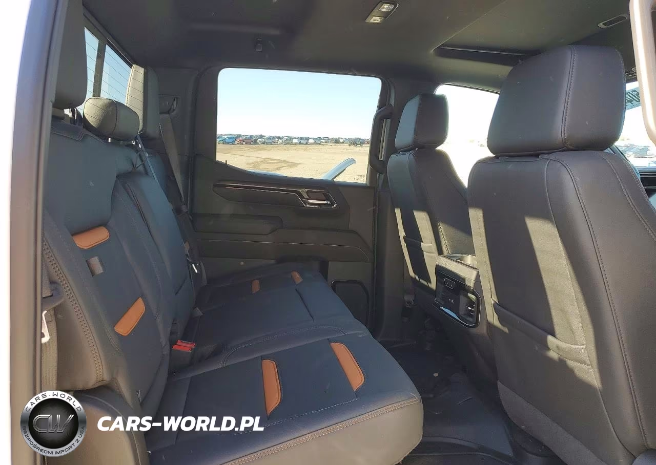 2026 GMC Sierra K1500 At4 VIN:3GTUUEE88TG219225 - 10