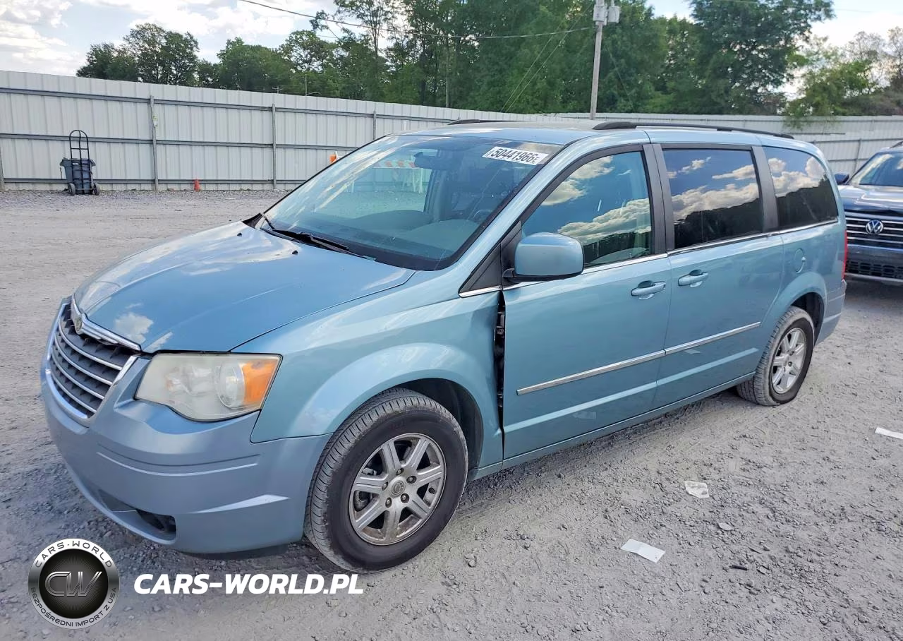 2010 Chrysler Town & Country Touring