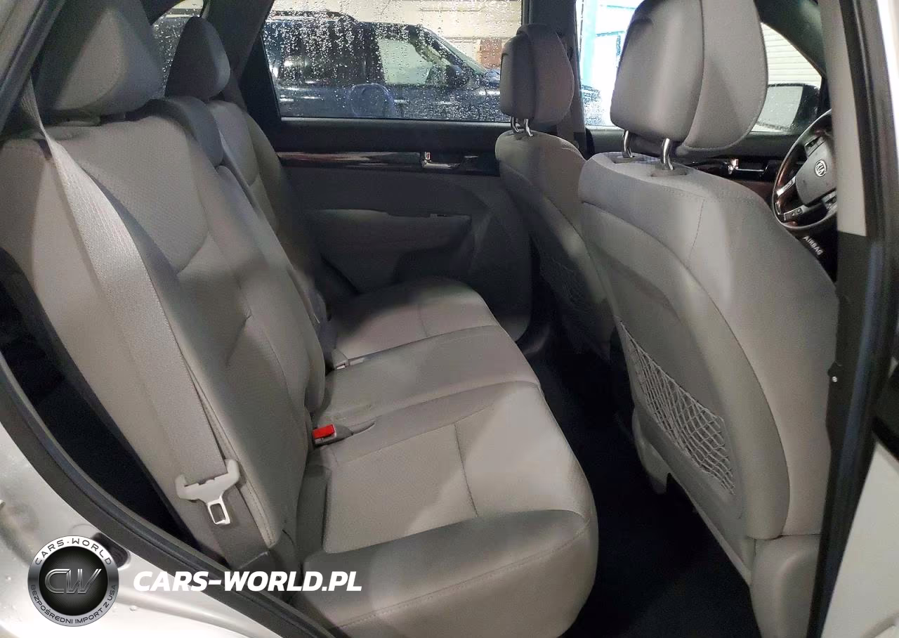 2011 Kia Sorento Lx VIN:5XYKT3A13BG040028 - 11