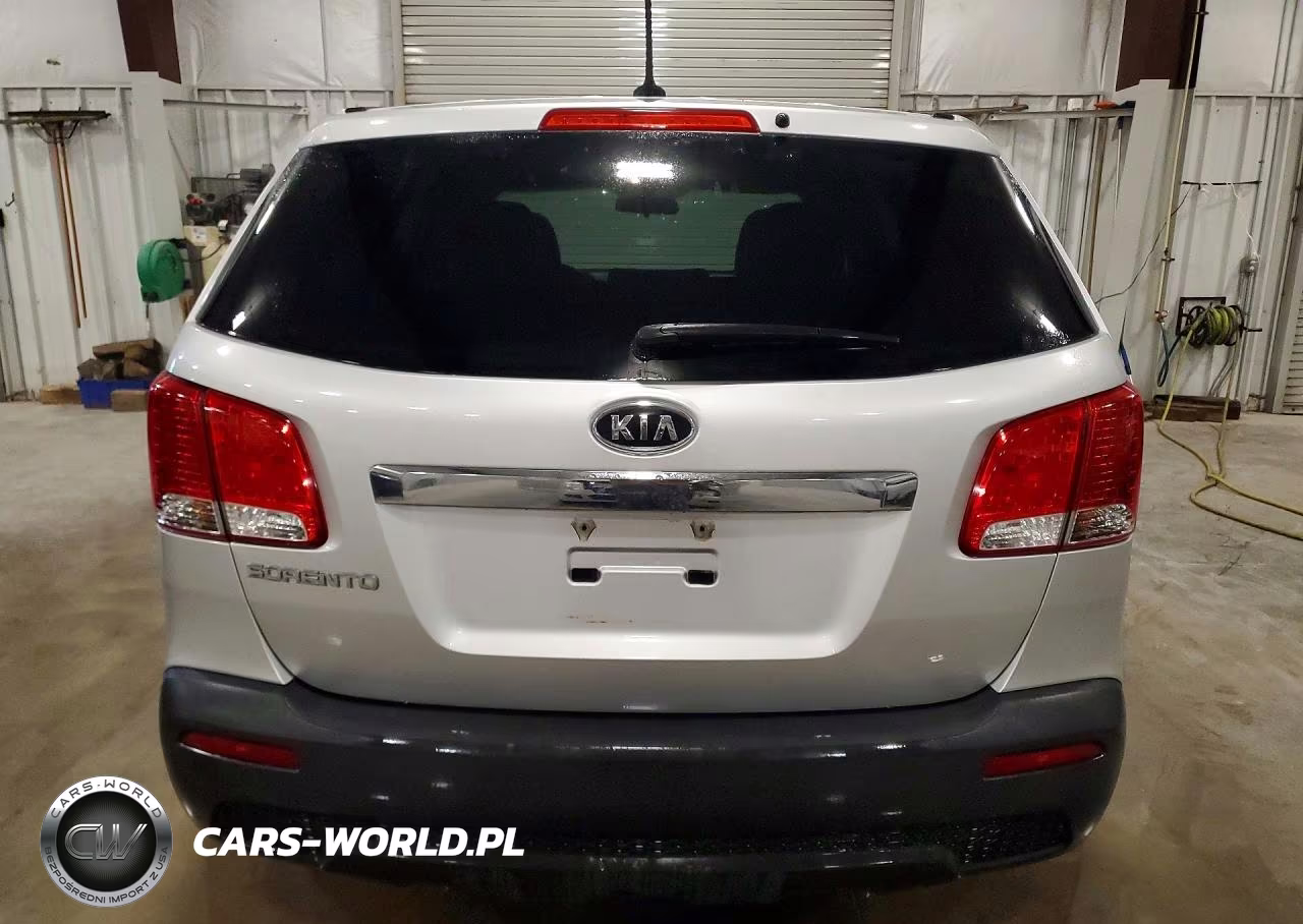 2011 Kia Sorento Lx VIN:5XYKT3A13BG040028 - 6