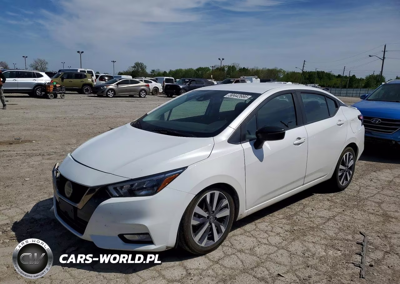 2020 Nissan Versa Sr