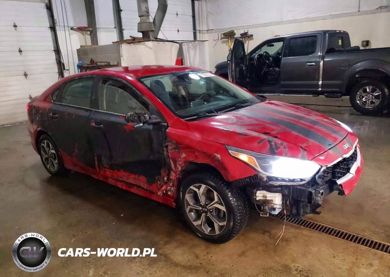 2019 Kia Forte Lxs VIN:3KPF24AD6KE076460 - 4