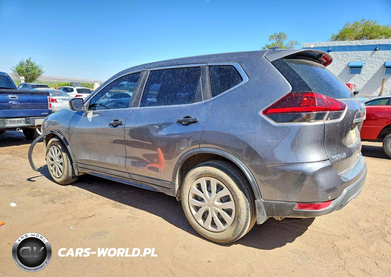 2018 Nissan Rogue S VIN:5N1AT2MT6JC708325 - 2