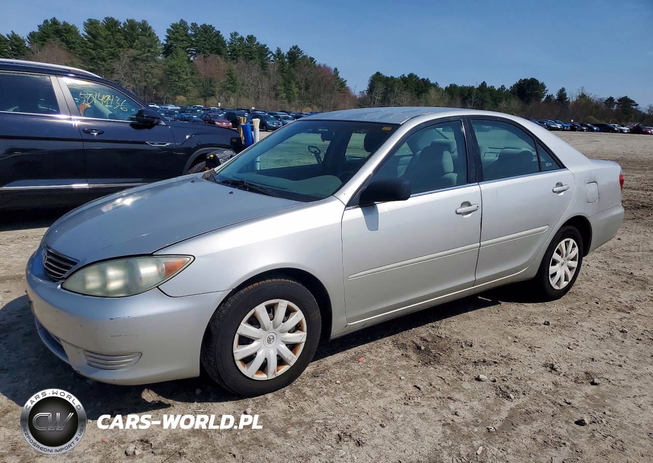 2005 Toyota Camry Standard