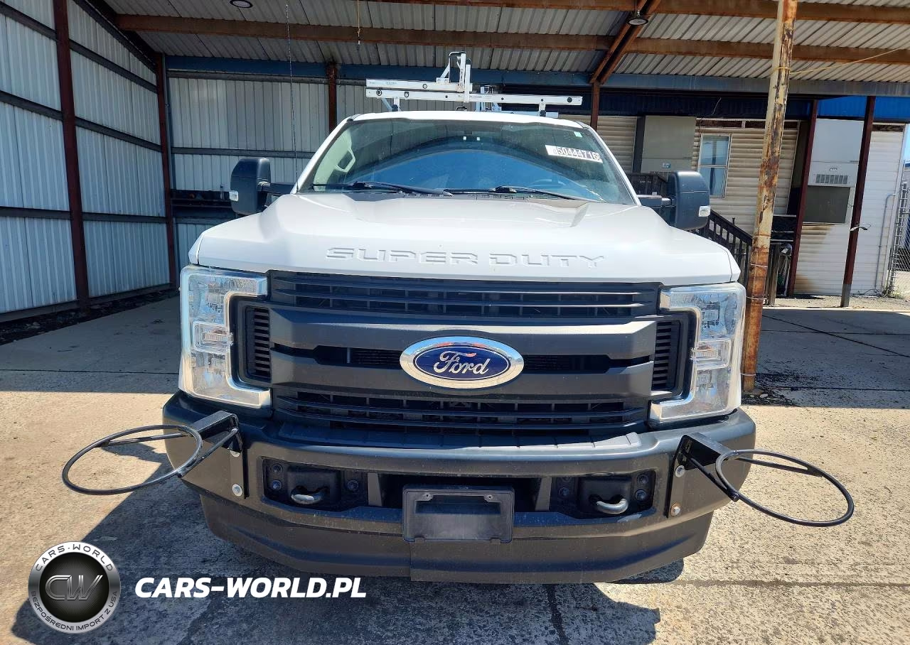 2019 Ford F250 Super Duty VIN:1FTBF2B64KEG06234 - 5