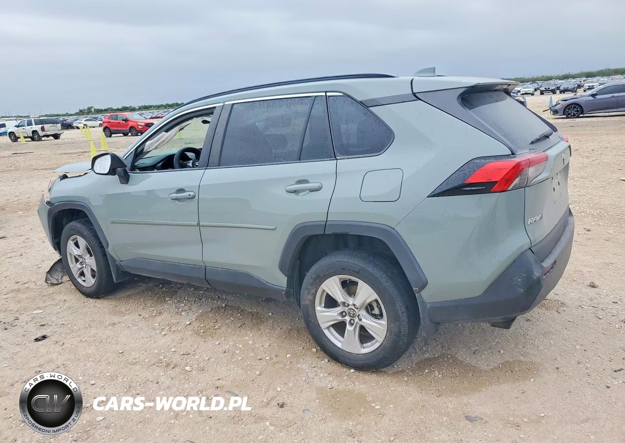 2021 Toyota Rav4 Xle VIN:2T3W1RFV8MW171417 - 2
