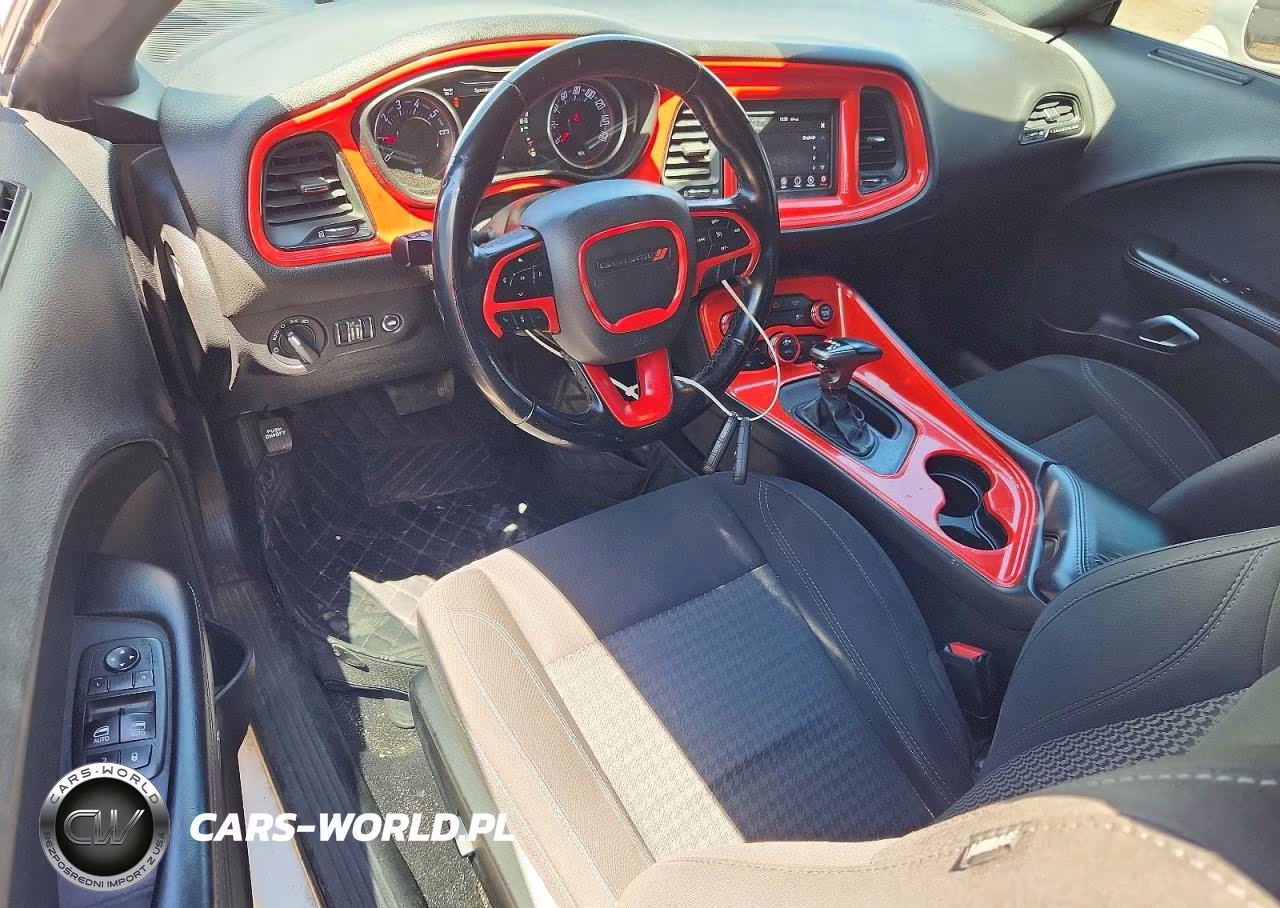 2019 Dodge Challenger Sxt VIN:2C3CDZAG3KH730599 - 8