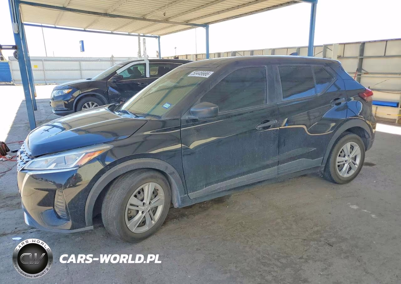 2021 Nissan Kicks S