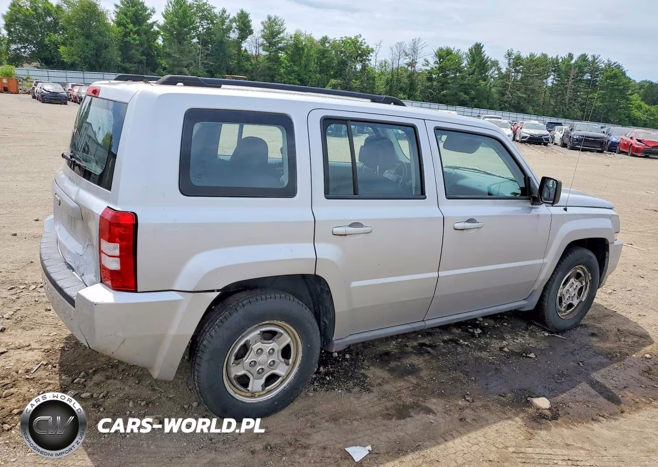 2010 Jeep Patriot Sport VIN:1J4NT2GB5AD660104 - 3