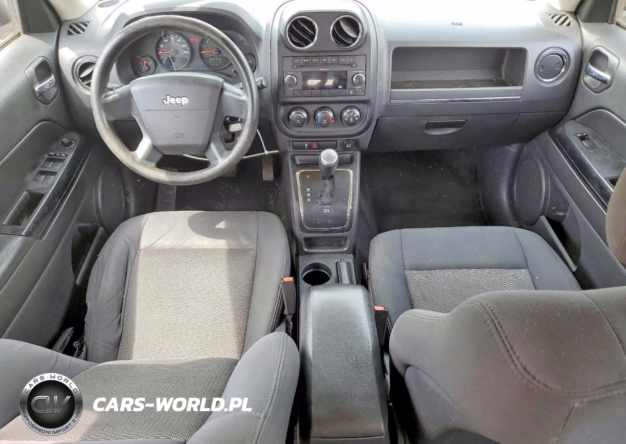 2010 Jeep Patriot Sport VIN:1J4NT2GB5AD660104 - 8