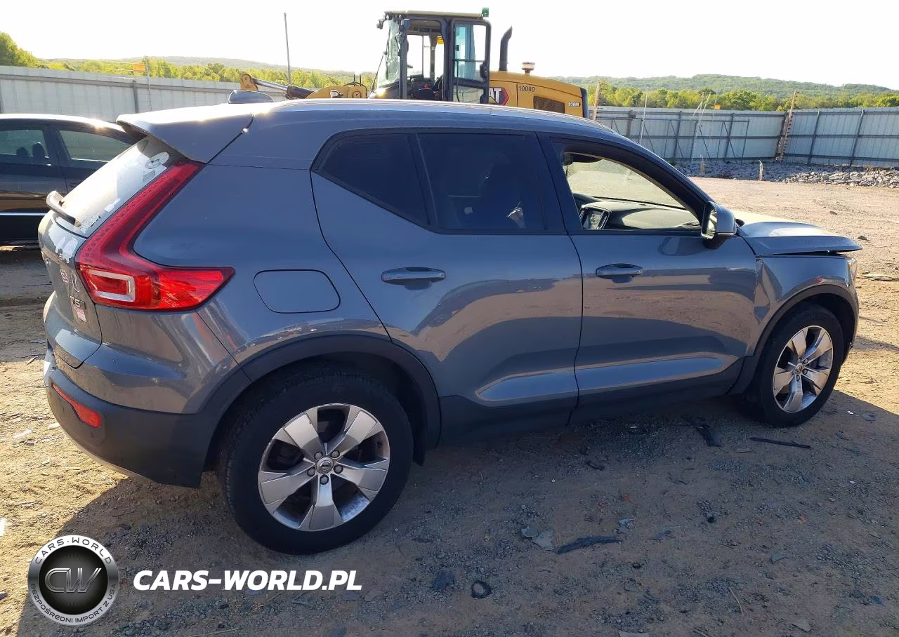 2020 Volvo C40 Recharge Ultimate VIN:YV4162UK0L2327658 - 3