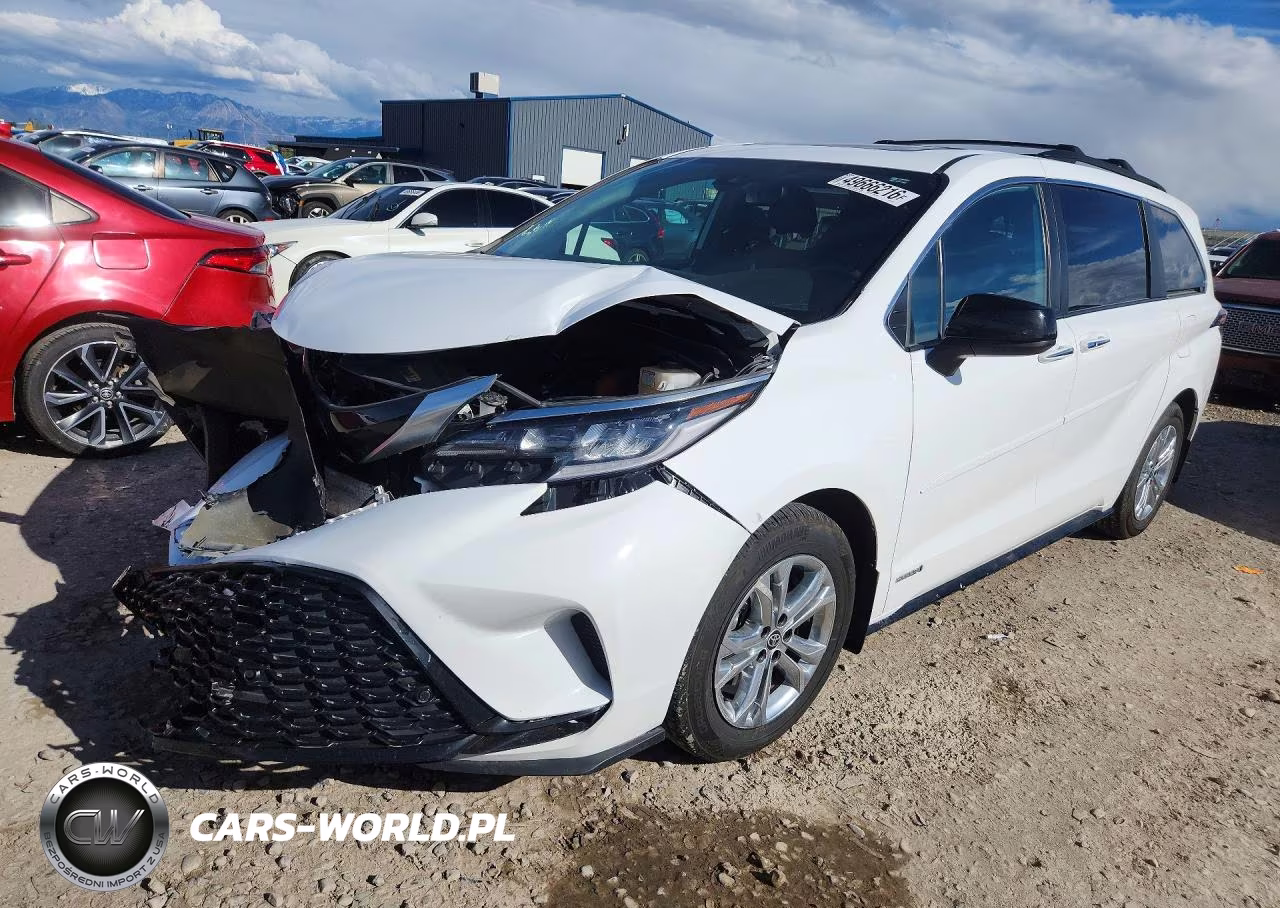 2021 Toyota Sienna Xse