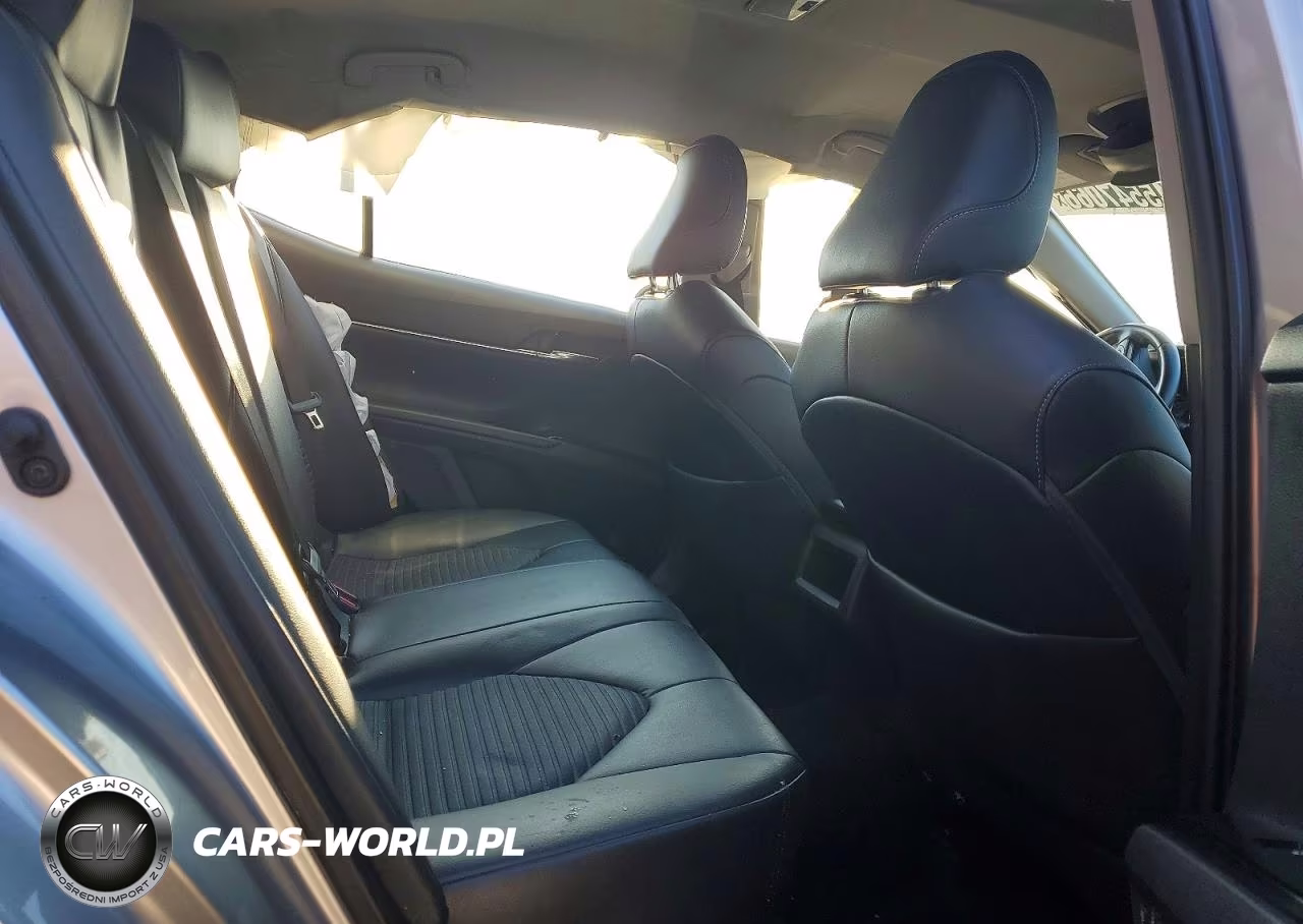 2019 Toyota Camry Se VIN:4T1B11HK5KU792266 - 10