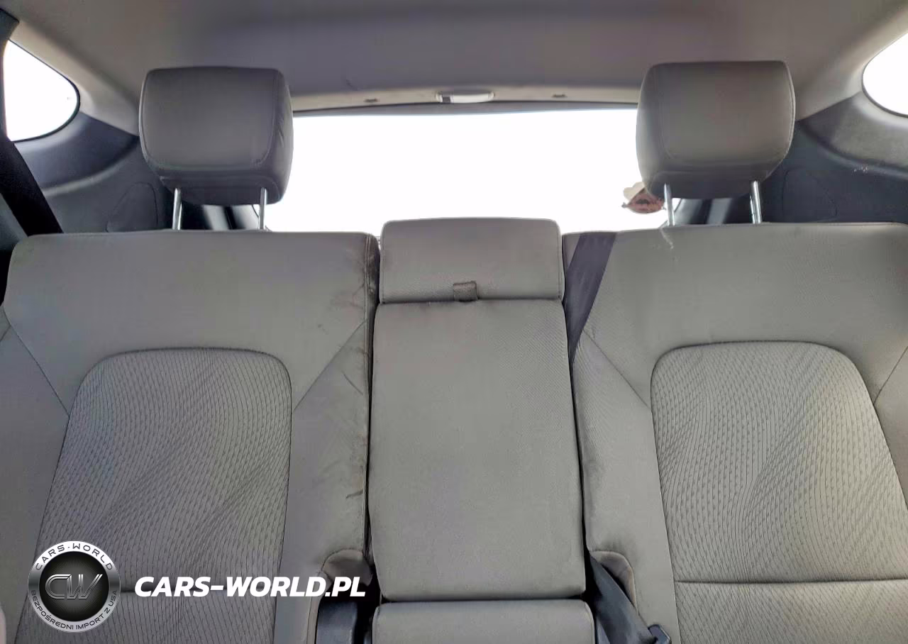 2018 Hyundai Santa Fe Sport 2.4L VIN:5XYZU3LB7JG555386 - 10