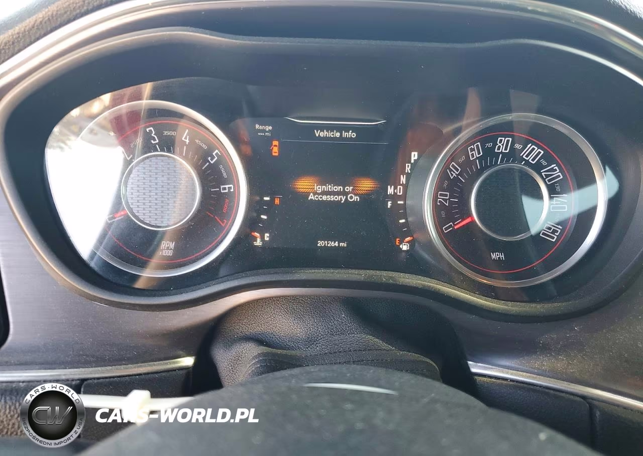 2015 Dodge Challenger Sxt VIN:2C3CDZAG6FH855120 - 9