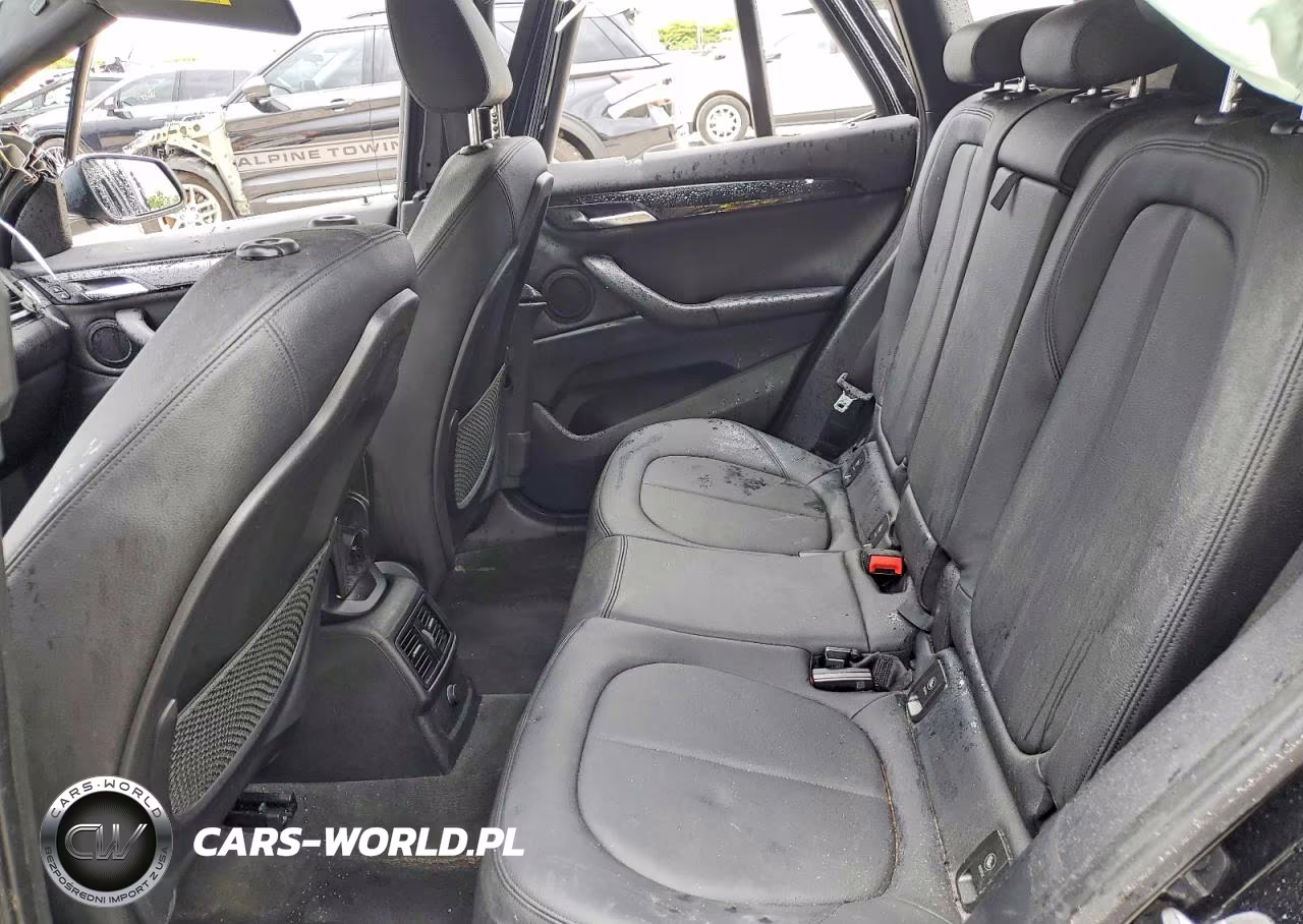 2017 BMW X1 xDrive28I VIN:WBXHT3C34H5F80598 - 10
