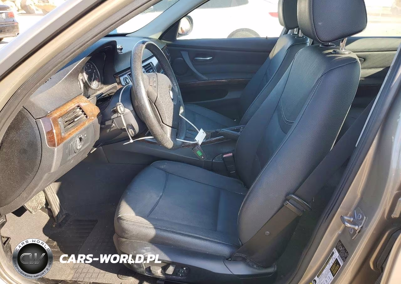2009 BMW 328 Xi VIN:WBAPK73569A455061 - 7