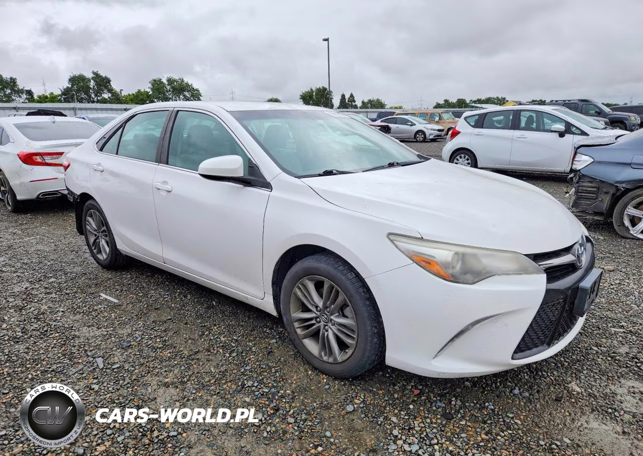 2017 Toyota Camry Se VIN:4T1BF1FK6HU403244 - 4