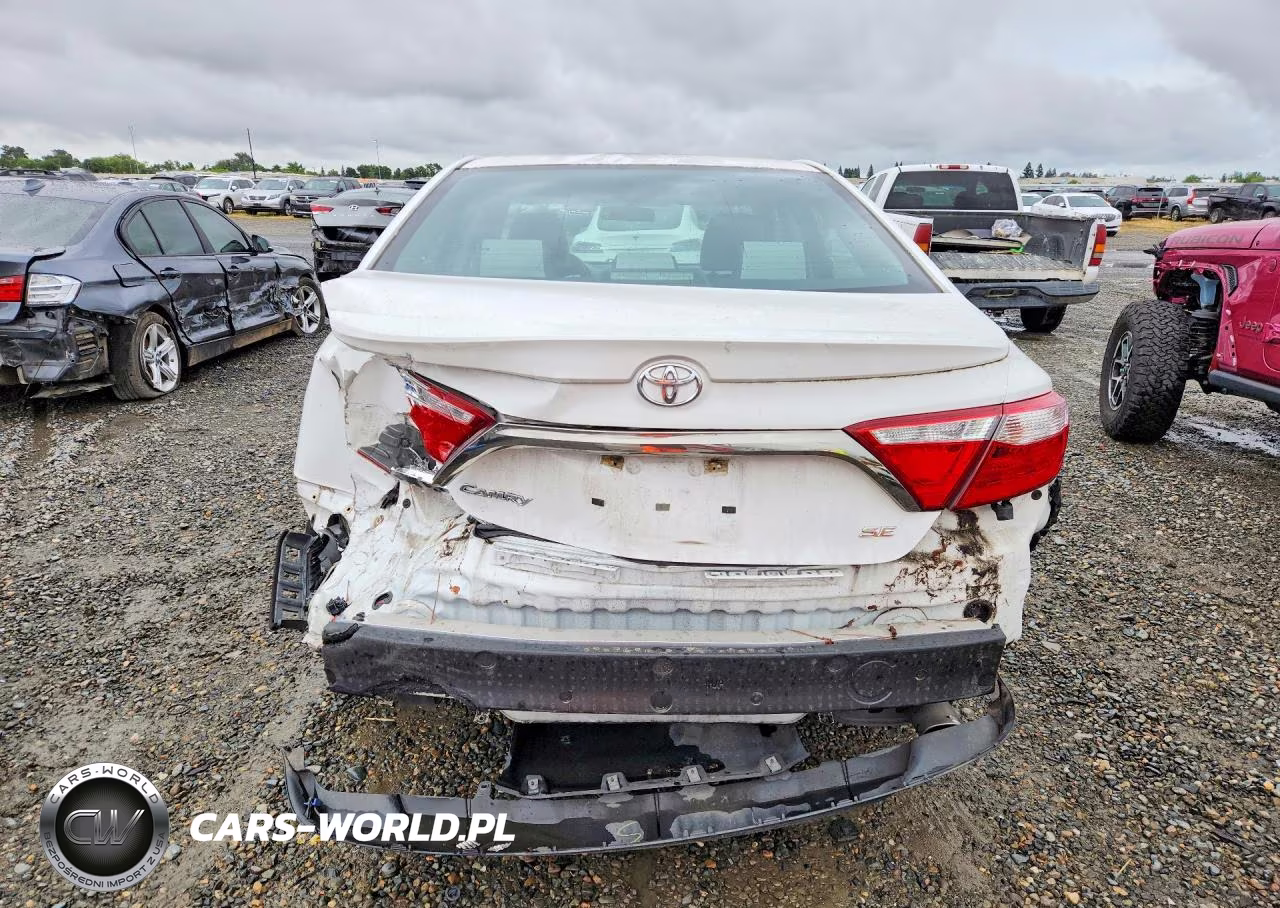 2017 Toyota Camry Se VIN:4T1BF1FK6HU403244 - 6