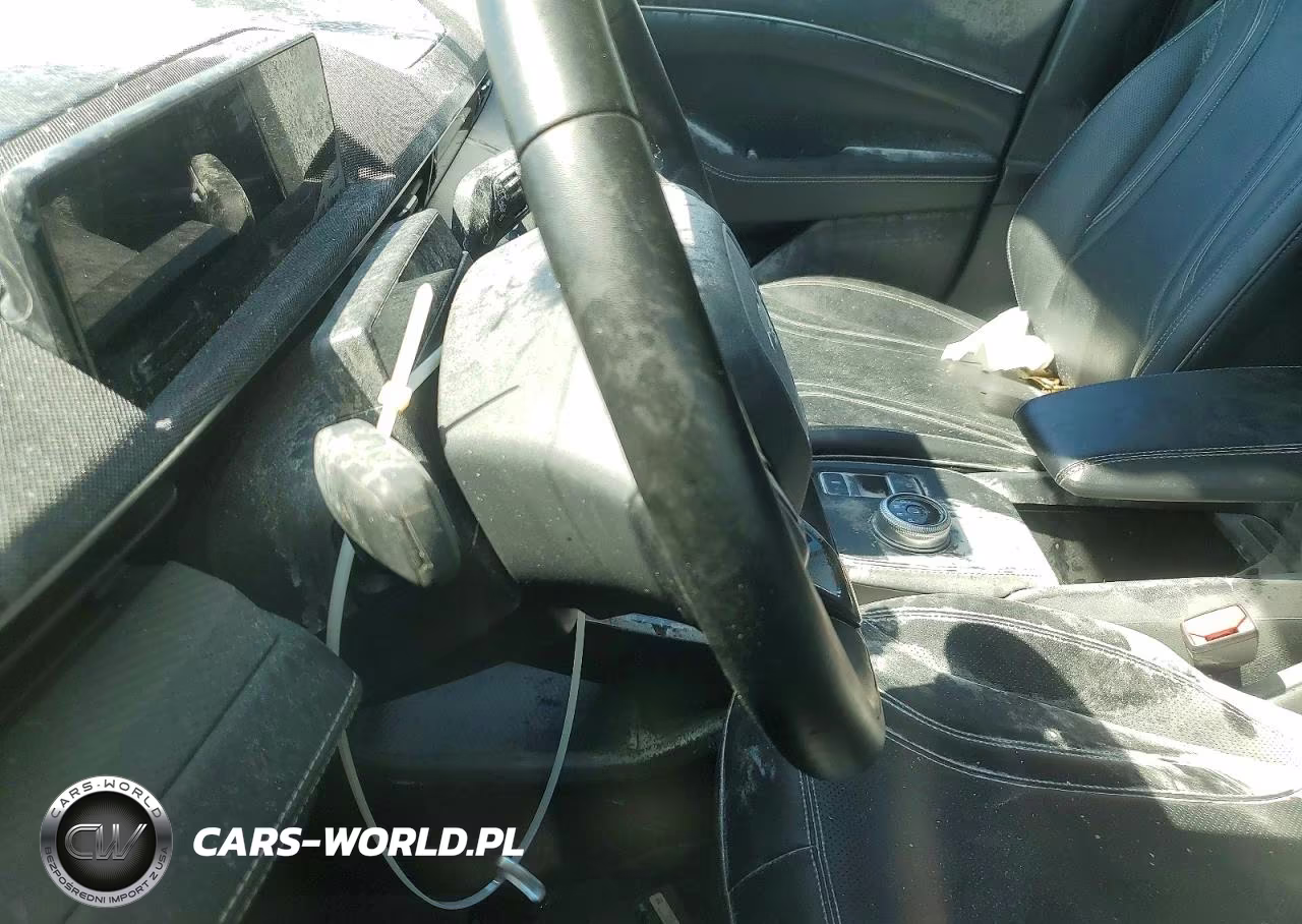 2024 Ford Focus Bev VIN:3FMTK3SU3RMA04686 - 9