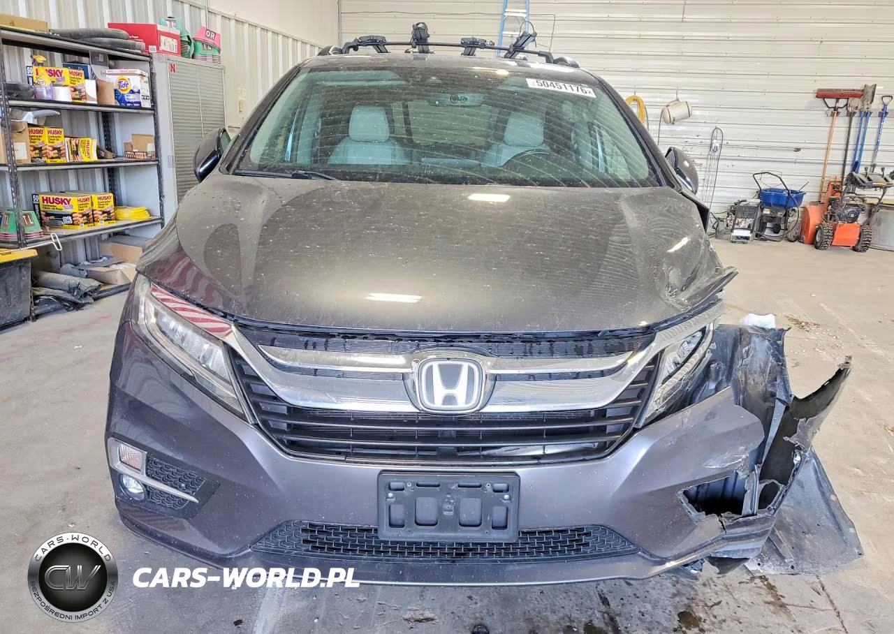 2018 Honda Odyssey Elite VIN:5FNRL6H92JB001173 - 5