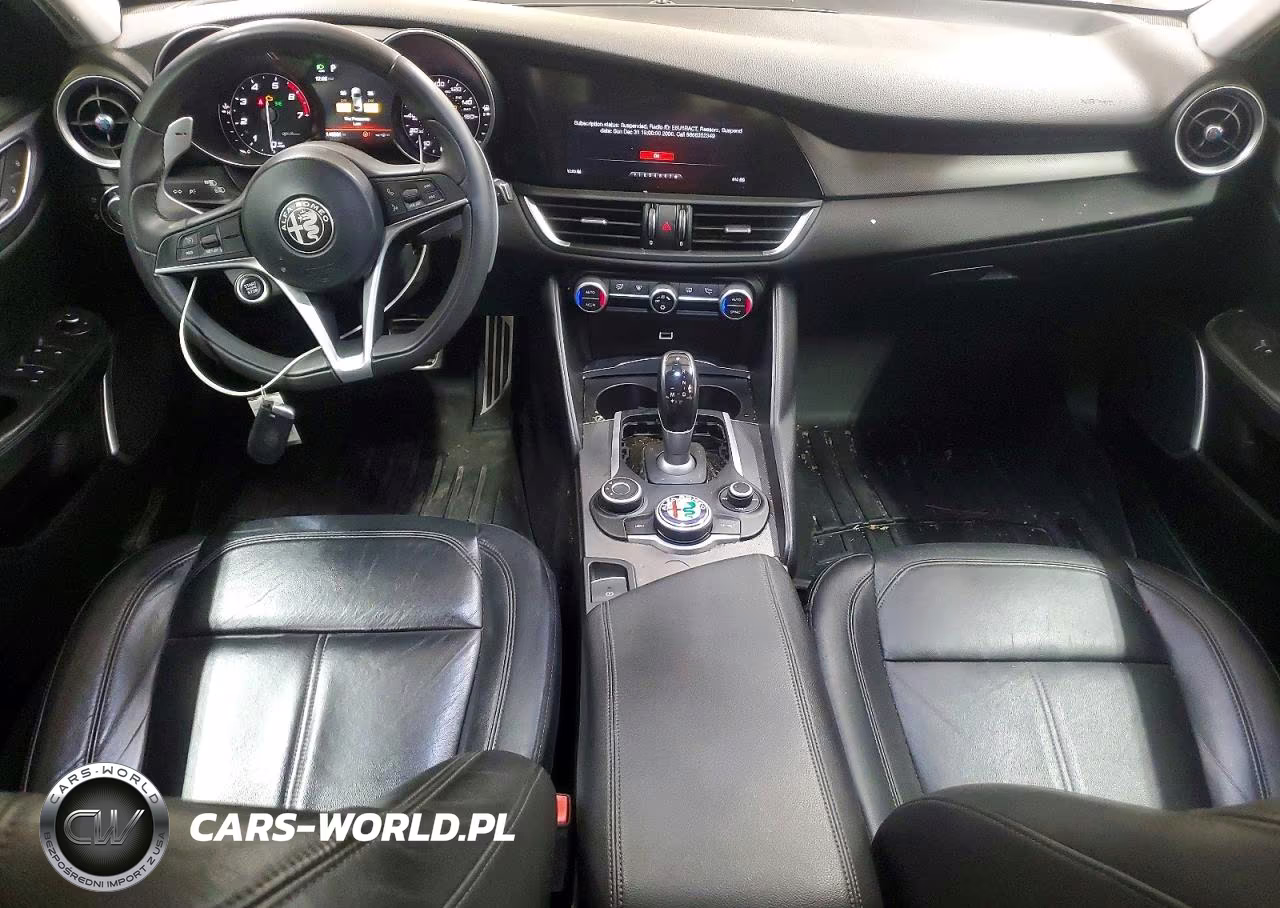 2017 Alfa Romeo Giulia VIN:ZARFAEBN6H7551961 - 8