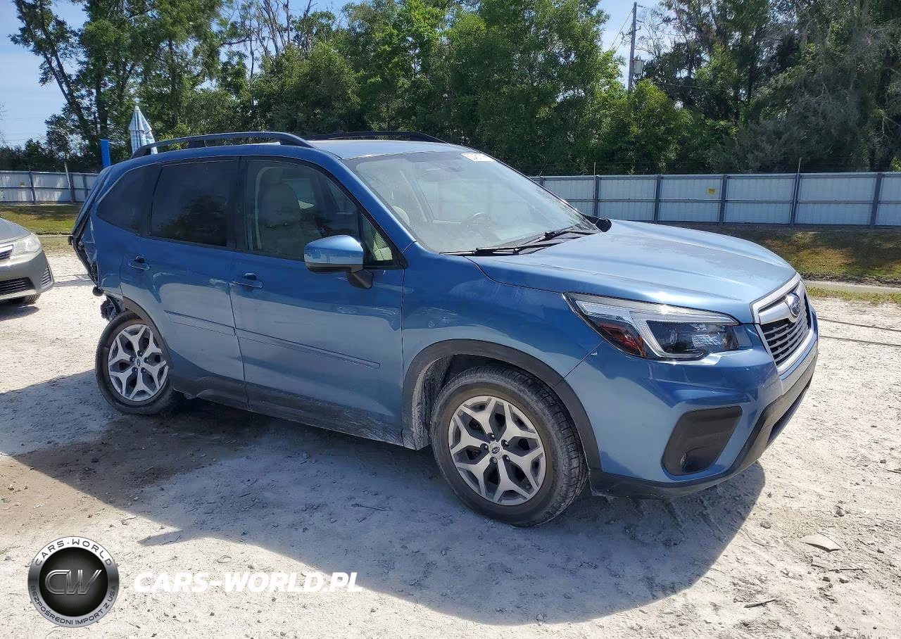 2021 Subaru Forester Premium VIN:JF2SKAJC8MH403587 - 4