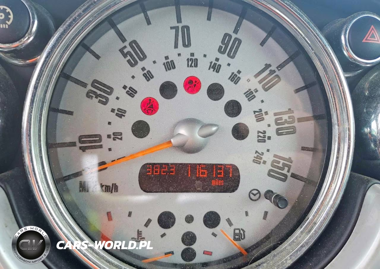 2005 Mini Cooper VIN:WMWRF33525TF62566 - 9