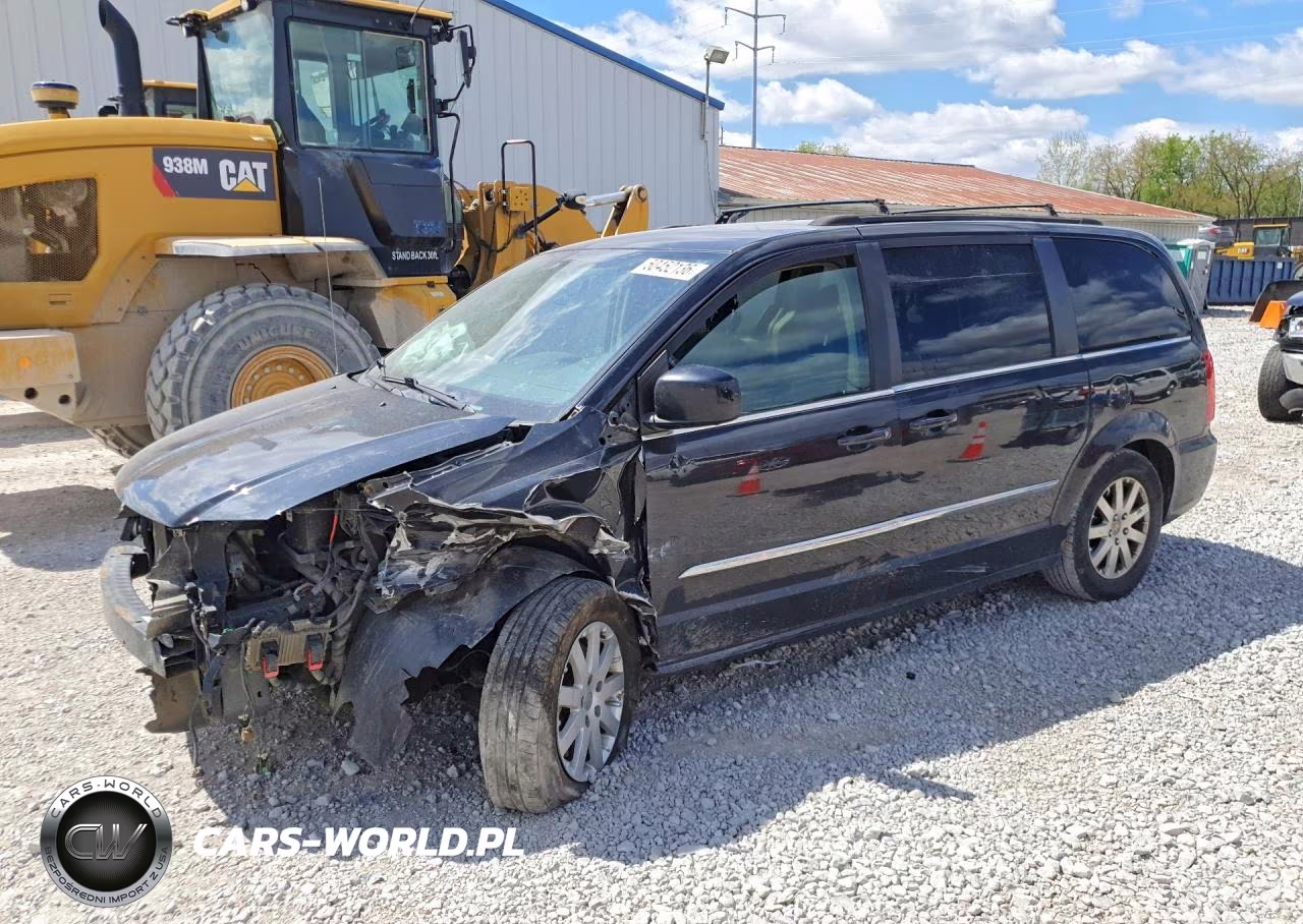 2015 Chrysler Town & Country Touring – zdjęcie 1 z 13