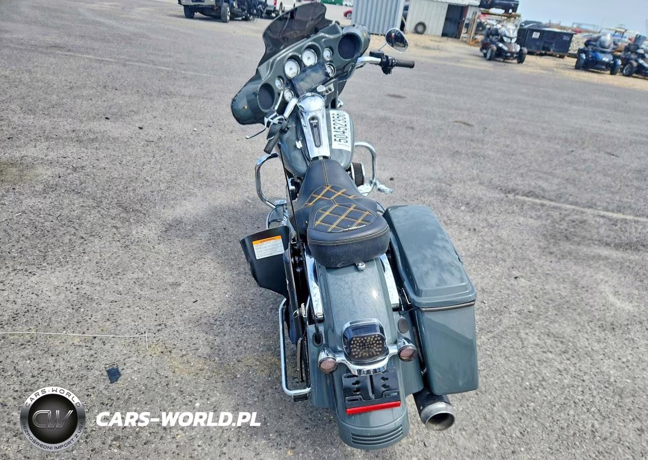 2009 Harley-Davidson Flhx VIN:1HD1KB4149Y646619 - 4