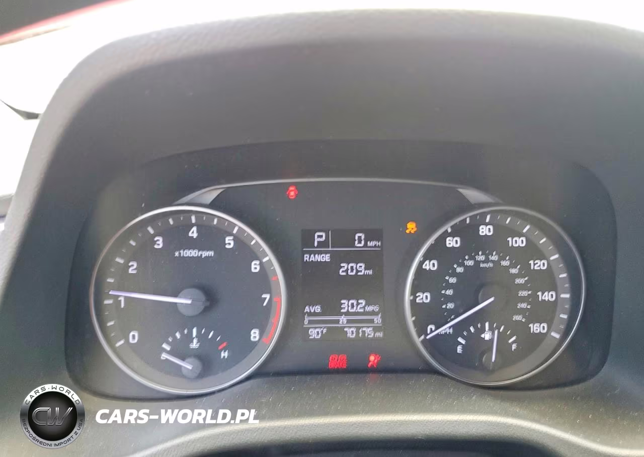 2017 Hyundai Elantra Se VIN:5NPD84LF4HH119900 - 9