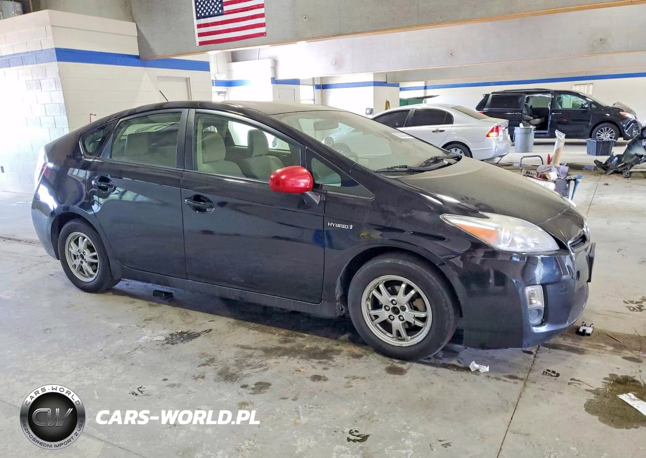 2011 Toyota Prius VIN:JTDKN3DU2B5321584 - 4