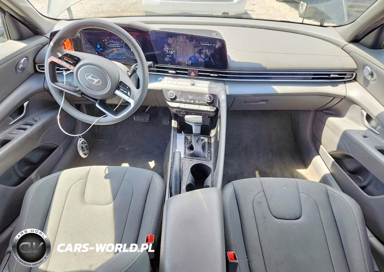 2024 Hyundai Elantra Sel VIN:KMHLM4DGXRU757912 - 8