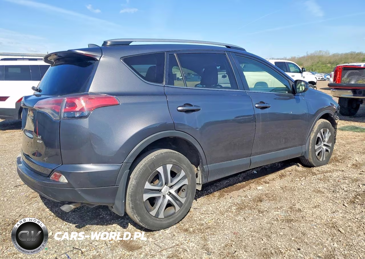 2017 Toyota Rav4 Le VIN:JTMBFREV0HJ705435 - 3