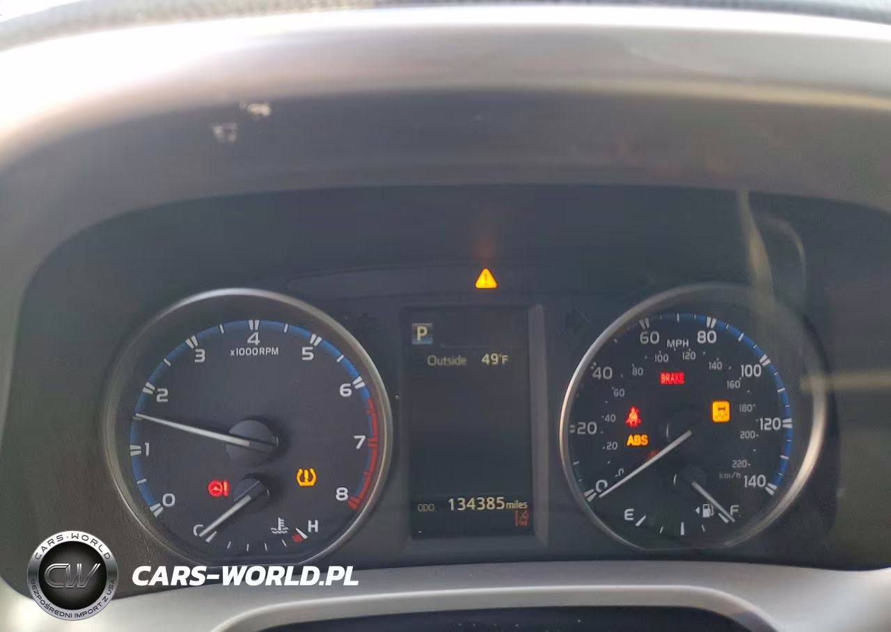 2017 Toyota Rav4 Le VIN:JTMBFREV0HJ705435 - 9