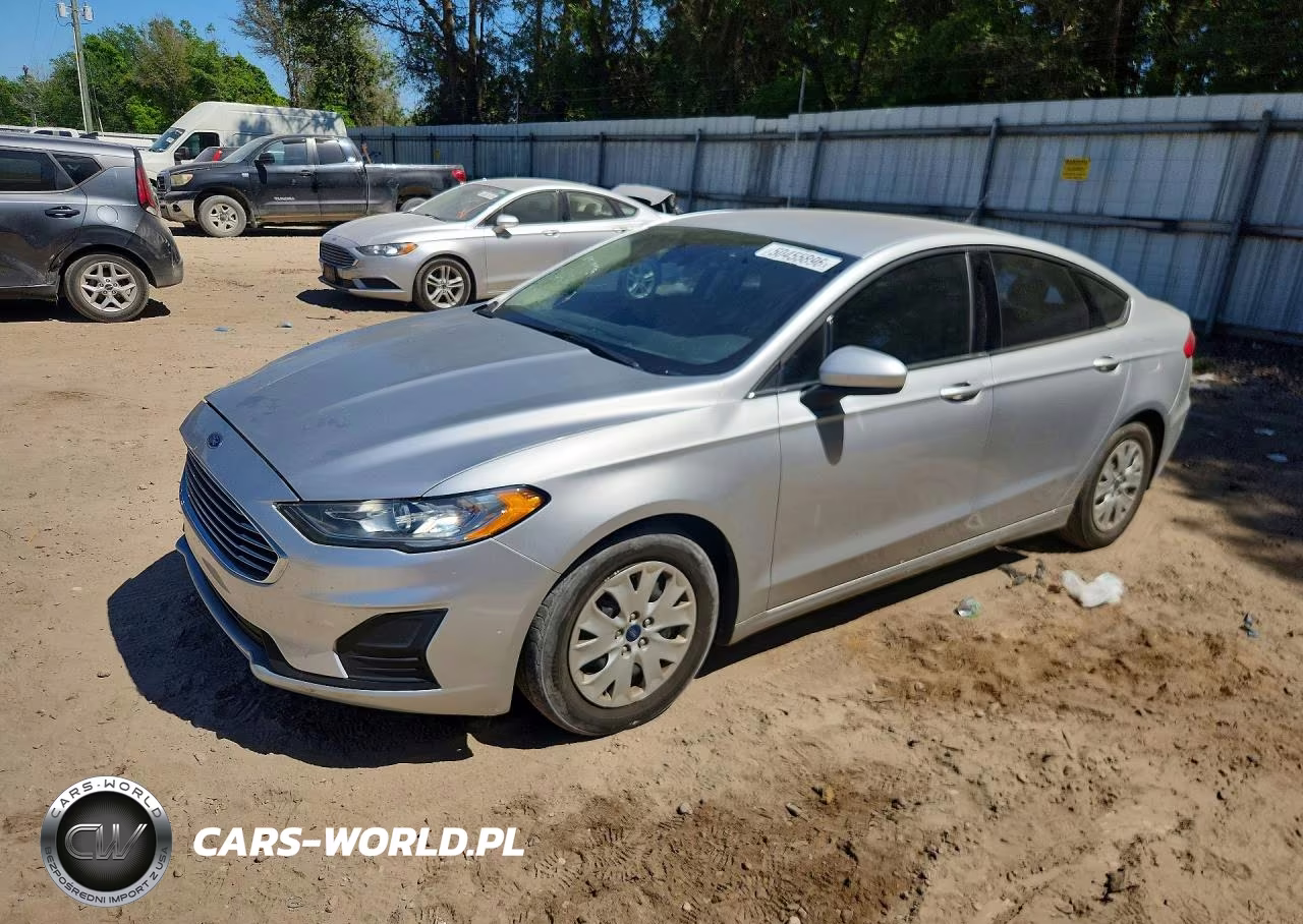2019 Ford Fusion S – zdjęcie 1 z 12