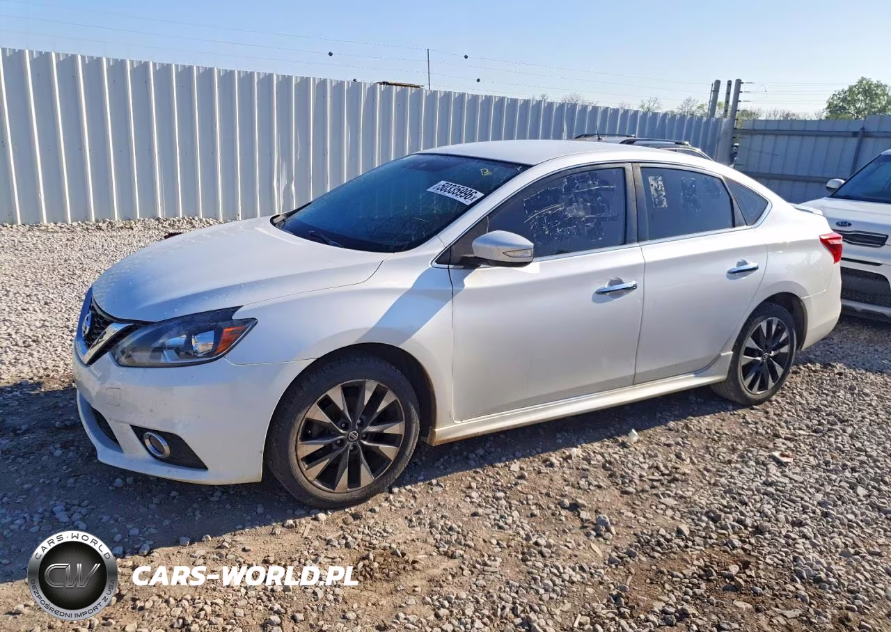 2019 Nissan Sentra Sr – zdjęcie 1 z 12